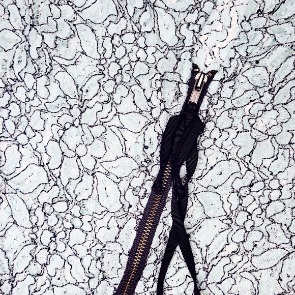 Loft Top - Picture 3 of 5